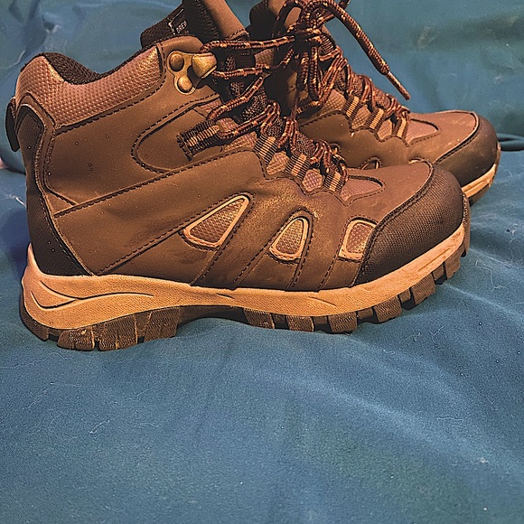 Boys Deer Stags size 2 1/2 boots like new! - Picture 1 of 6